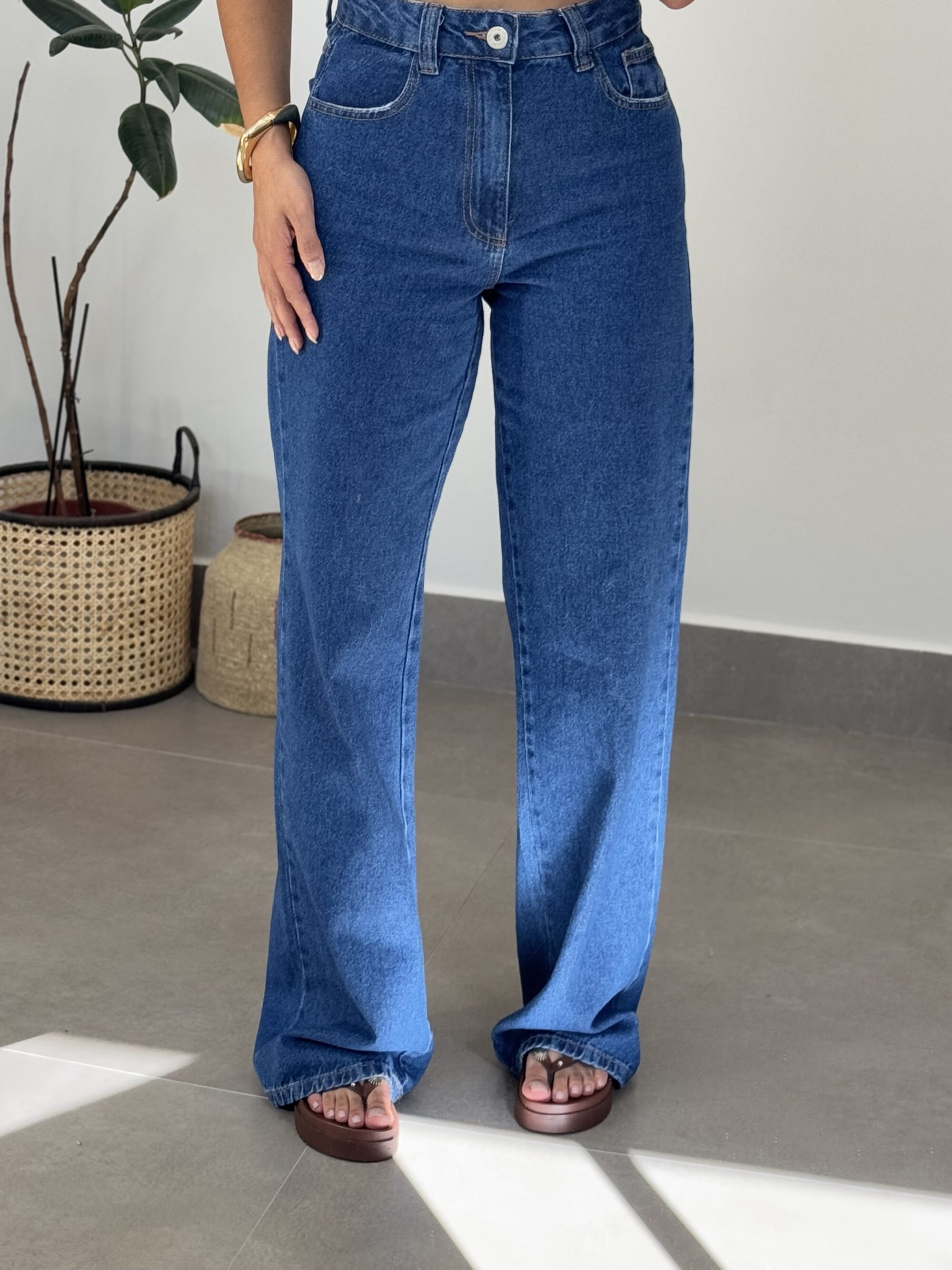 Calça Wide Leg Escura - Imagem 3