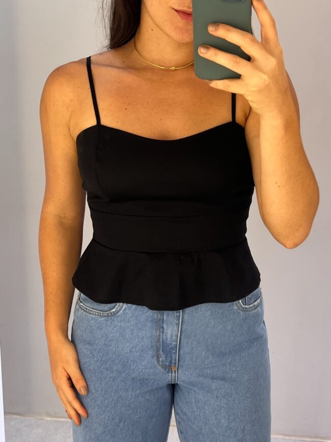 Cropped Lili